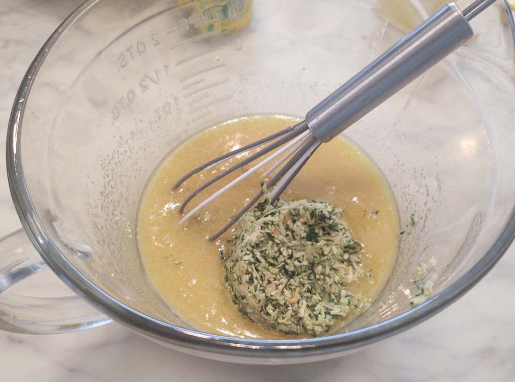add zucchini to wet
