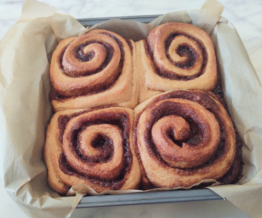 cinnamon rolls 4 pack
