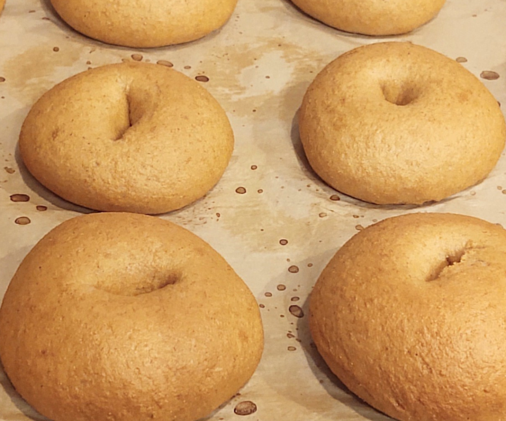 baked bagels