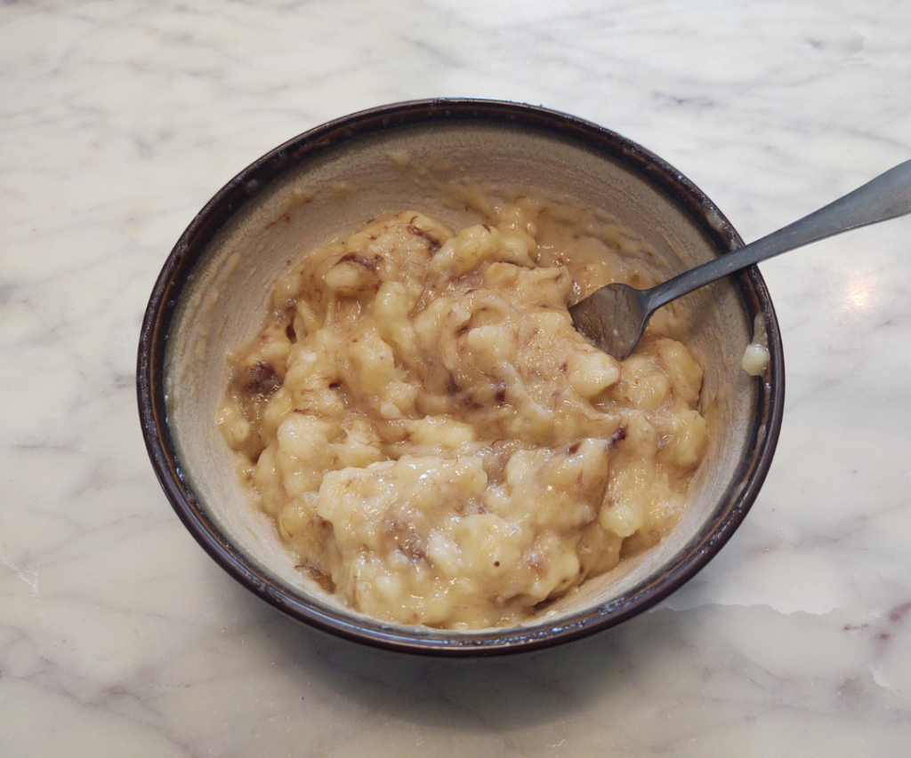 3 mashed bananas